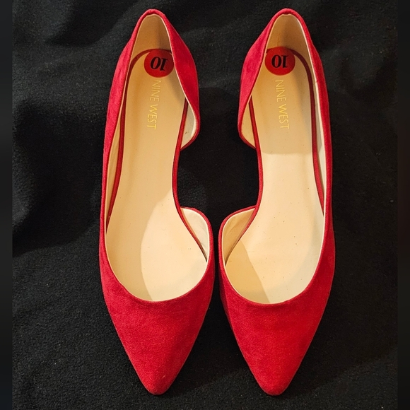 Nine West Red Suede Women's Flat Shoes with Pointed Toes-Size 10M - Picture 1 of 7